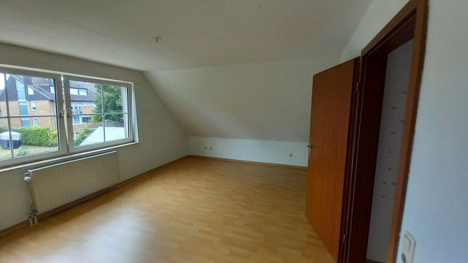Doppelhaushälfte im Zentrum von Frechen mit Garage und Garten – Raum Gartenseite 1.OG