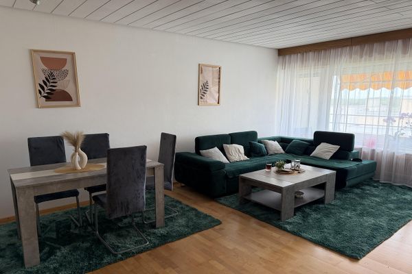 Jasne 3-pokojowe mieszkanie z balkonem od południa i dalekim widokiem