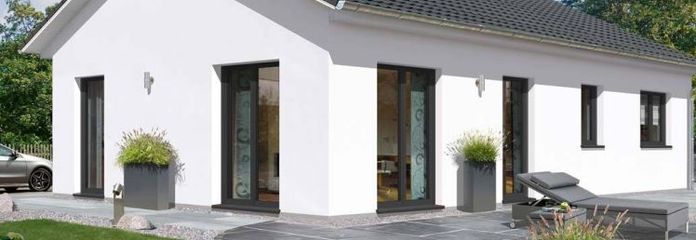 Beautiful bungalow in the district of Heusweiler, near the Saarbahn connection, solid-built house by Town & Country EffGEG, price incl. plot