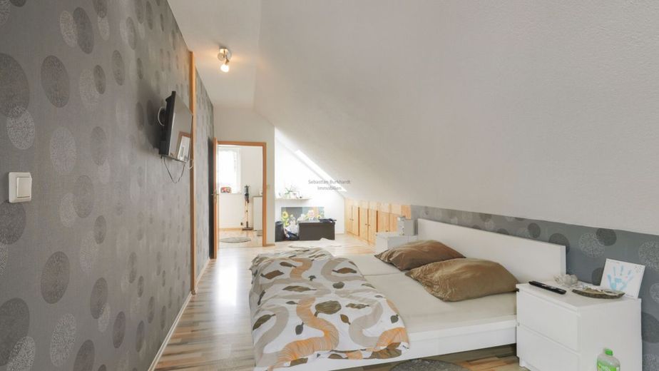 *** Altbau trifft Moderne - Vielseitiges Zuhause für die ganze Familie – Neubau_Dachgeschoss_Schlafzimmer