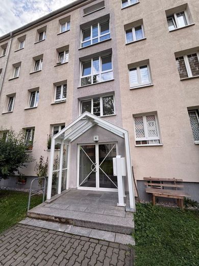 Gemütliche und vermietete 3-Zimmer mit Laminat, Balkon, Stellplatz und Wannenbad in ruhiger Lage! – PHOTO-2025-07-23-17-45-35_16