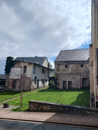 Backhaus und Scheune