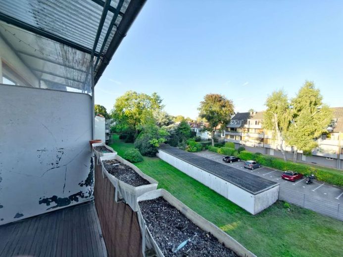Charmante 3-Zimmer-Wohnung mit Balkon in Bremen-Woltmershausen – Foto 1