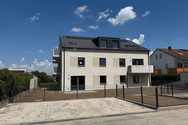 Erstbezug: Moderne 4-Zimmer-Dachgeschosswohnung mit Westbalkon und Klimaanlage in Anzing - WE07