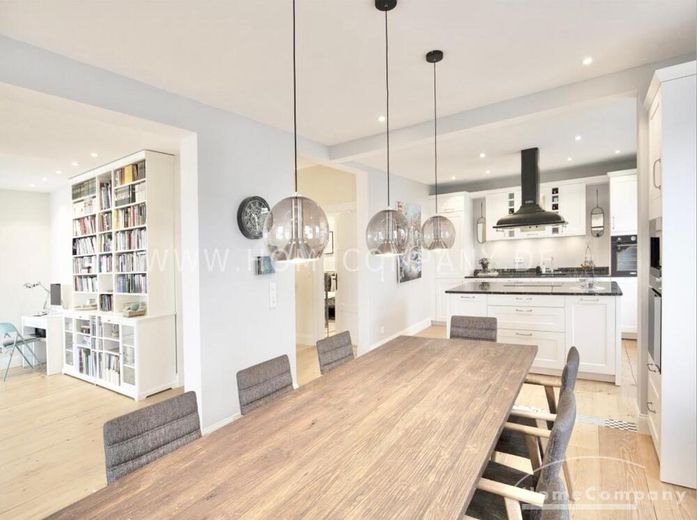 Friedrichsdorf (8070868) Komplett möbliert, ausgestattetes 7 Zimmer Haus – 089c34ce66f7dd4eb24a3545625a25480784e3e8.jpg