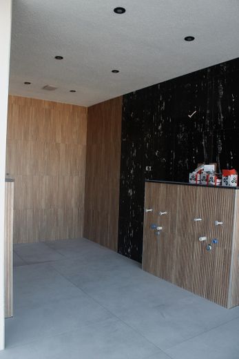 سكن حصري بإطلالة بانورامية – Badezimmer