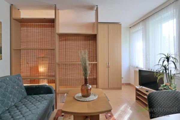 (EF0917_M) Erfurt: Möbisburg-Rhoda, möbliertes Apartment in ruhiger Wohnlage, WLAN, für Wochenendheimfahrer