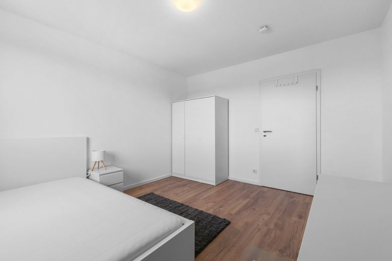 1095 Vollmöblierte Zimmer in moderner 4er-WG (All-Inclusive & Einzugsbereit!) – Zimmer 1