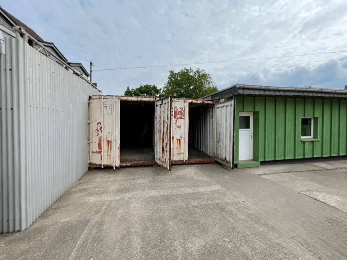 Gewerbegrundstück 2.635 m² mit Büro, Sozialräumen & Unterstellflächen – Foto 11