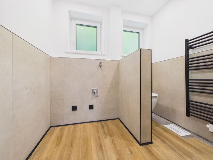 PROVISIONSFREI! Exklusives Wohnen am Burgberg – WC/Waschbereich 