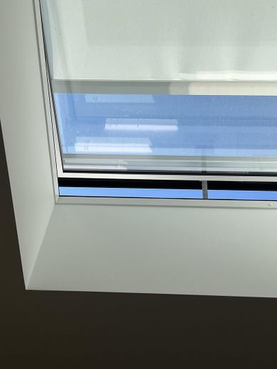 Прекрасный частный дом, полностью отреставрированный, Майнц-Драйс – Dachfenster mit Sonnenschutz