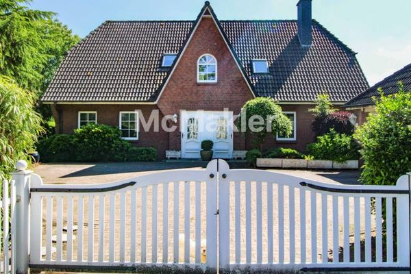 Gepflegtes Ein- oder Zweifamilienhaus in ruhiger Lage von Enge-Sande