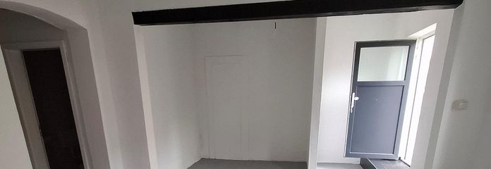 Eingang und Wohnzimmer