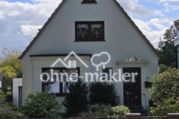 Großzügiges Einfamilienhaus mit viel Potenzial - provisionsfrei