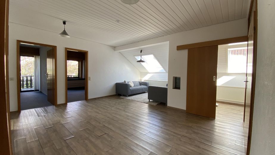 Wohn/Esszimmer DG West