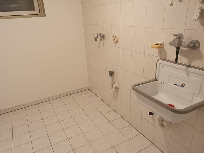 28a KG Hauswirtschaftsraum