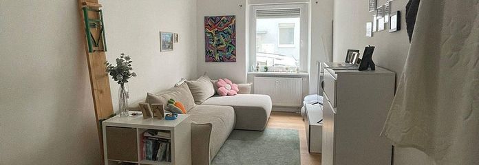 Wohnzimmer möbliert