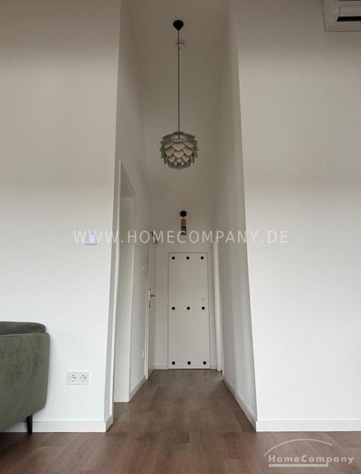 Rödelheim 8072694 – Modernes Dachgeschoss mit Balkon  &  hochwertiger Ausstattung – e95e56dfc3cea09417f91802458ab28649c01493.jpg