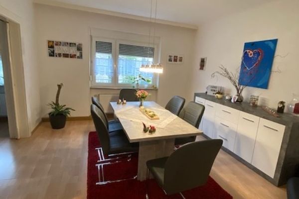 Bellissimo appartamento 3ZKB in affitto nel centro di Saarlouis.