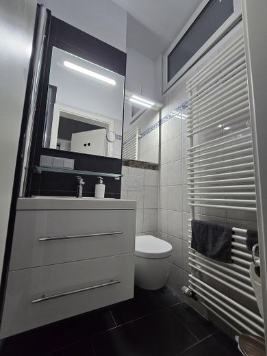 Charmante 2,5-Zimmer-Wohnung mit großzügiger Südterrasse – Foto 6