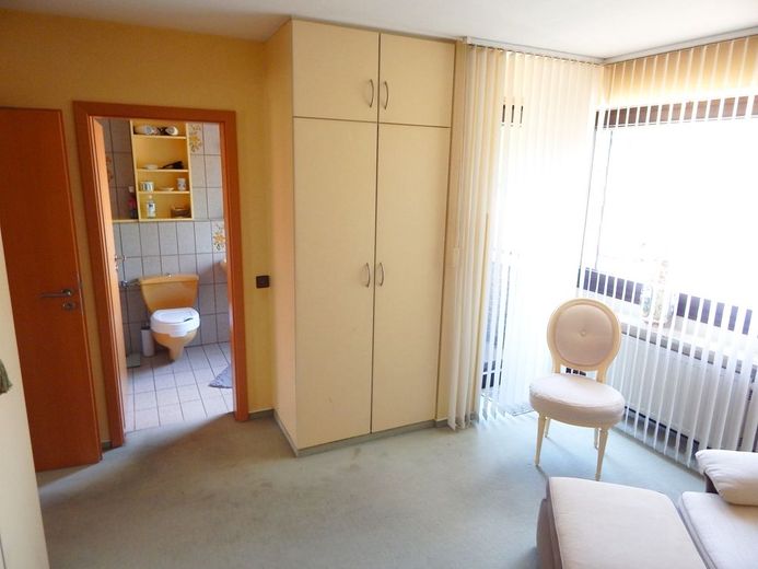 **Anspruchsvolles Wohnen in bester Lage, hier liegen Sie richtig** – Schlafzimmer