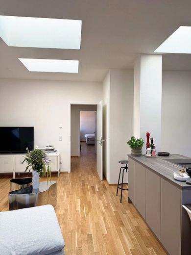 Kernsanierter Klinkerbau: 3 Zimmer, 102 m², Fußbodenheizung, Eichenparkett, Blick Lorenzkirche – Foto 14