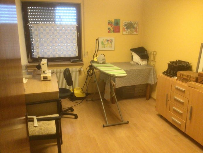 Bügelzimmer/Kinderzimmer OG