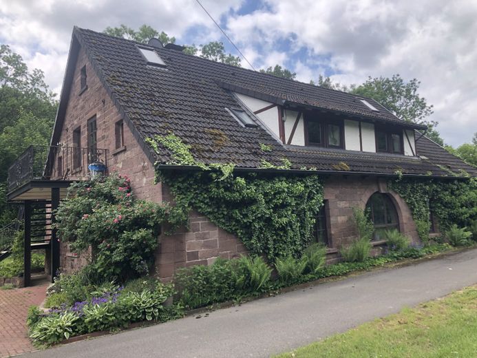Erfüllen Sie sich den Traum vom Eigenheim in Bodenwerder! – Foto 1
