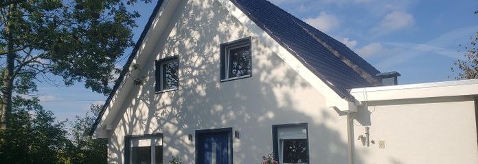 Norddeutsche Naturoase trifft Neubau mit Wohnkomfort: 240m² Erstbezug – Forderfront