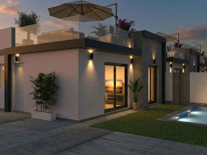 Schöne Villa mit Pool – Foto 1