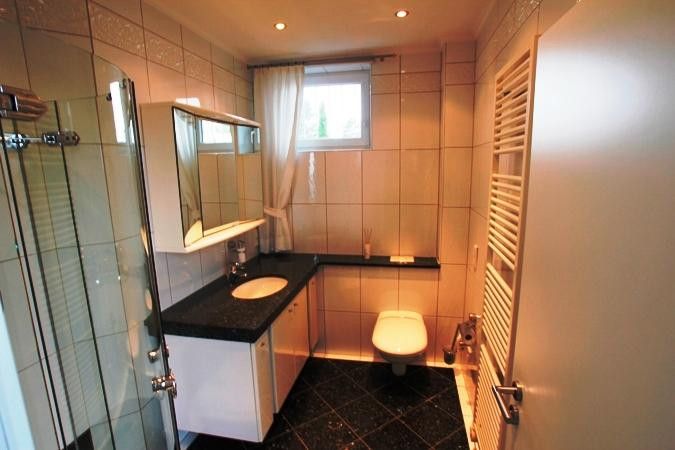 Keulen Rondorf top-eengezinswoning volledig gemoderniseerd – Bad