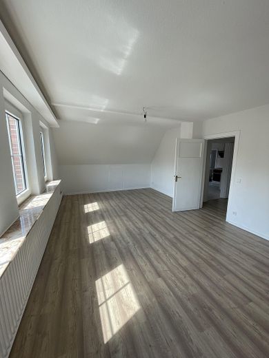 Charmante 3-Zimmer-Wohnung im Winsener Stadtkern – ab sofort! – Foto 4