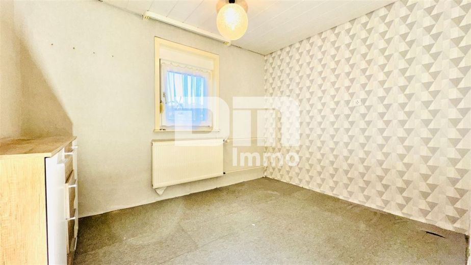 Schöne Doppelhaushälfte mit Nebengebäude, Garage und angelegtem Gartenbereich – EG Esszimmer / Gästezimmer