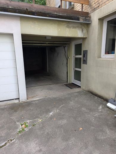 Pojedynczy garaż w Stuttgart-West | Forststraße | zamykany | dostępny od zaraz | bez prowizji – Tor offen