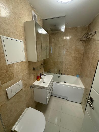 Bad (sanierte Wohnung)