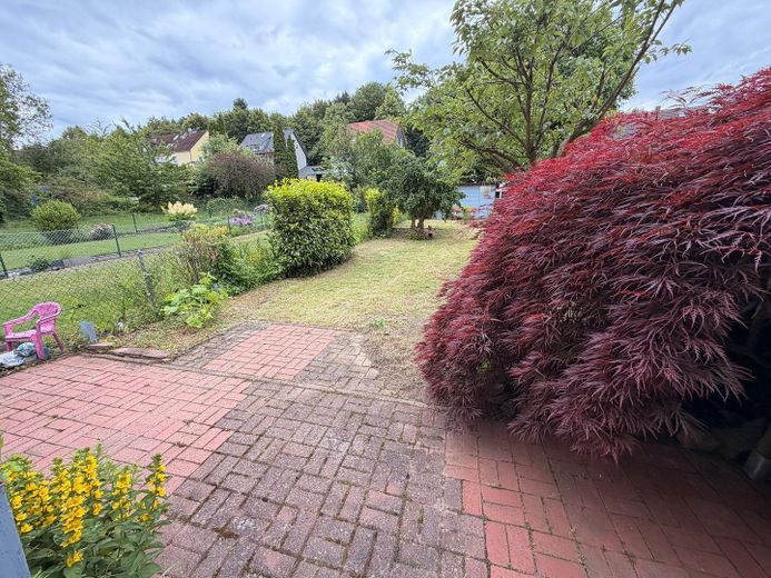 Reihenhaus mit Garten & Dachausbau-Potenzial – 4 Zimmer, provisionsfrei | Goslar - Georgenberg – Gartenansicht