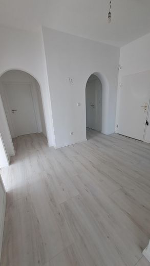 6 Raumwohnung bestehend aus 2 zusammengelegten ETW – Eingangsflur