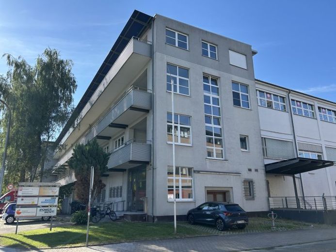 Sofort frei! Modernes Büro in zentraler Lage von Ettlingen! – Foto 1