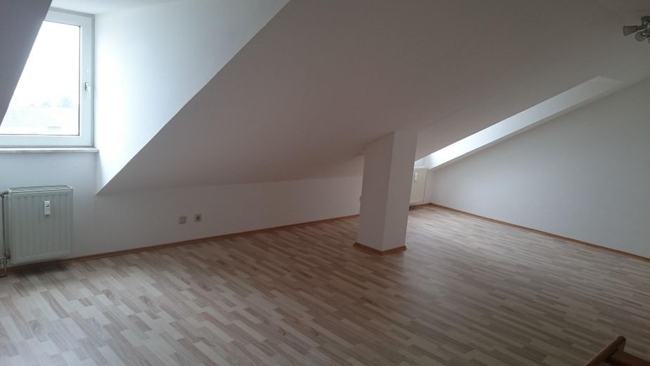64 m2 Maisonette mit Blick über Bad Kreuznach zu verkaufen – Schlafzimmer 4. OG