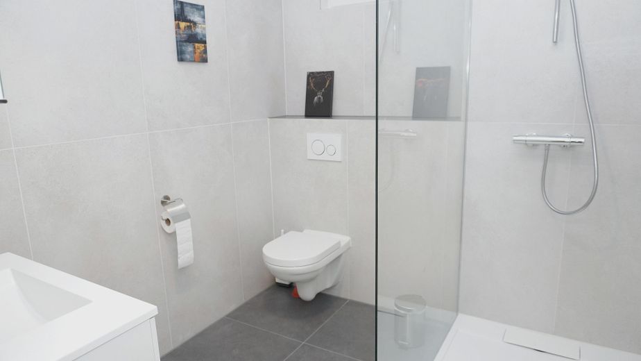 Vollmöblierte 2-Zimmer-Neubauwohnung im Erdgeschoss – Foto 15