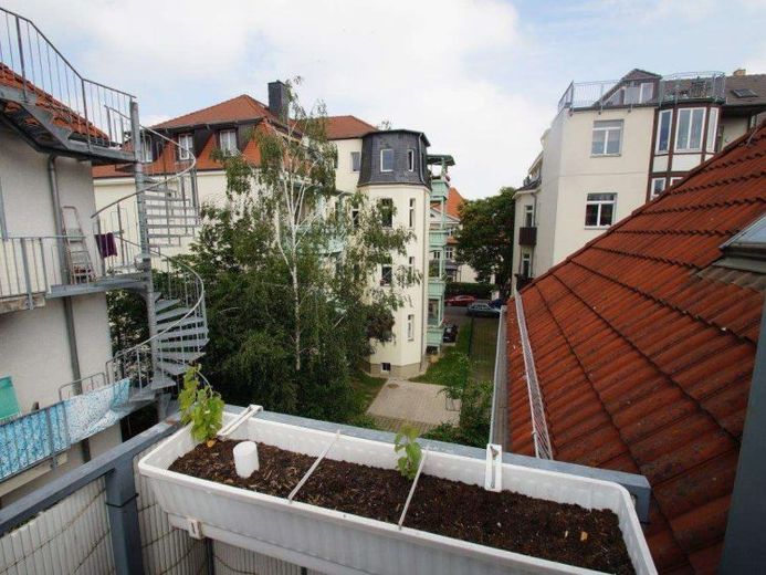 Dachgeschoss mit sonnigem Ausblick im beliebten Leipzig-Gohlis, provisionsfrei – Foto 1