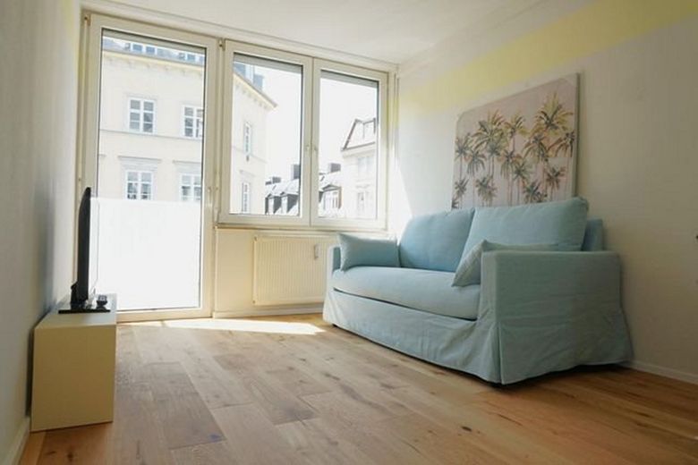 Monolocale in affitto con balcone a Maxvorstadt – Foto 2