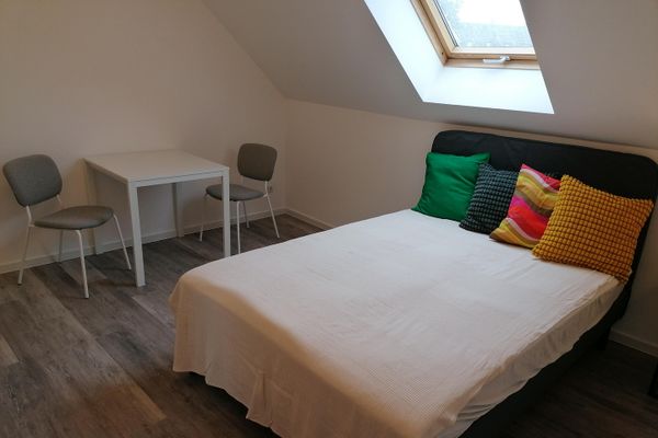 NICHT FÜR FAMILIEN GEEIGNET! WG Zimmer in top Lage Nähe Köln in Leverkusen-Opladen City Erstbezug