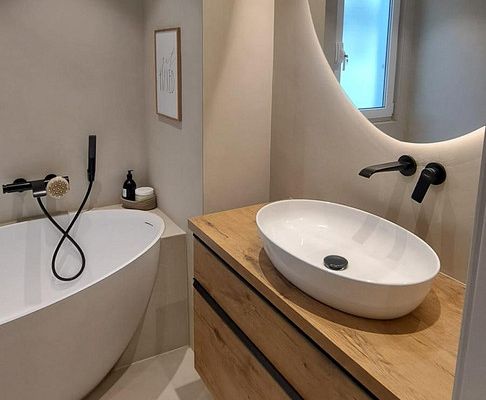 Spacieux duplex de 4 pièces au rez-de-chaussée, dans un quartier résidentiel prisé à mi-hauteur, avec jardin