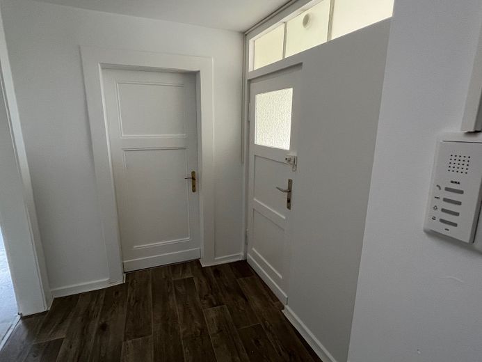 Elberfeld Hainstrasse Katernberg Appartamento mansardato bello e modernizzato – Wohnungsflur