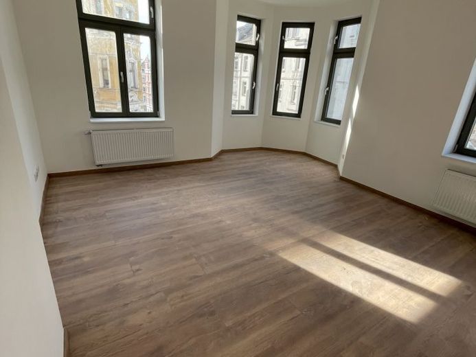 Neu sanierte , helle Wohnung – Foto 1