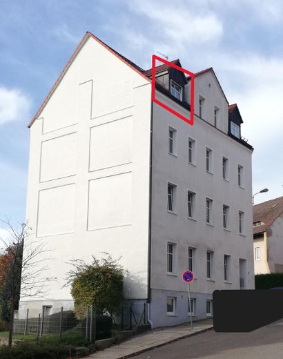 2-Zimmer Dachgeschoss Wohnung – Außenansicht vorne