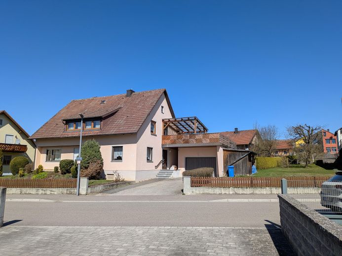 Zweifamilienhaus Schellenbach - selbstbestimmtes und preiswertes Leben auf dem Land – Foto 1
