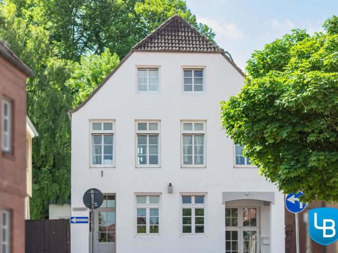 Großzügige und vielseitig nutzbare Gewerbeeinheit im Altbau – Foto 1