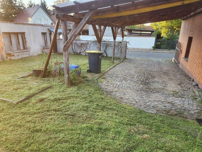 Carport